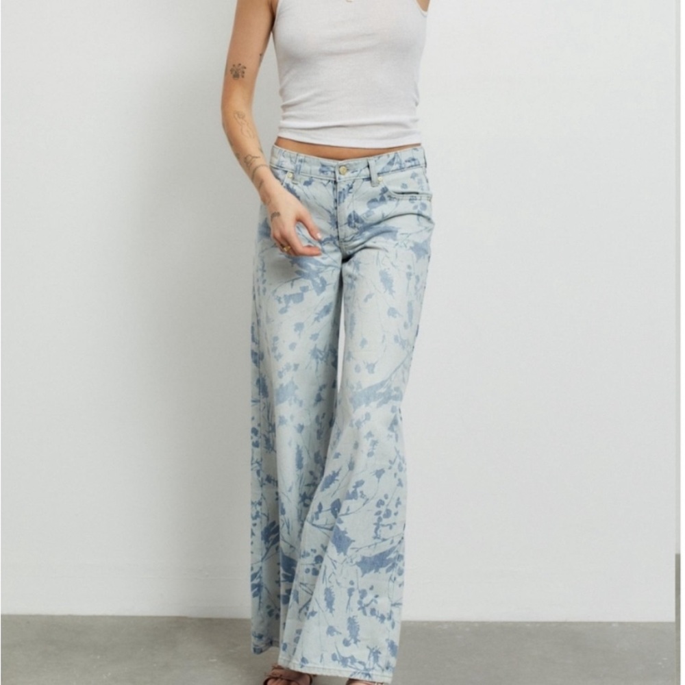 Wide-Leg Floral Denim